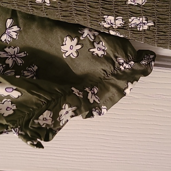 THEREABOUTS GIRLS PLUS GREEN & WHITE FLORAL SMOCKING DRESS SIZE 2XL 20.5P PLUS - Picture 6 of 16